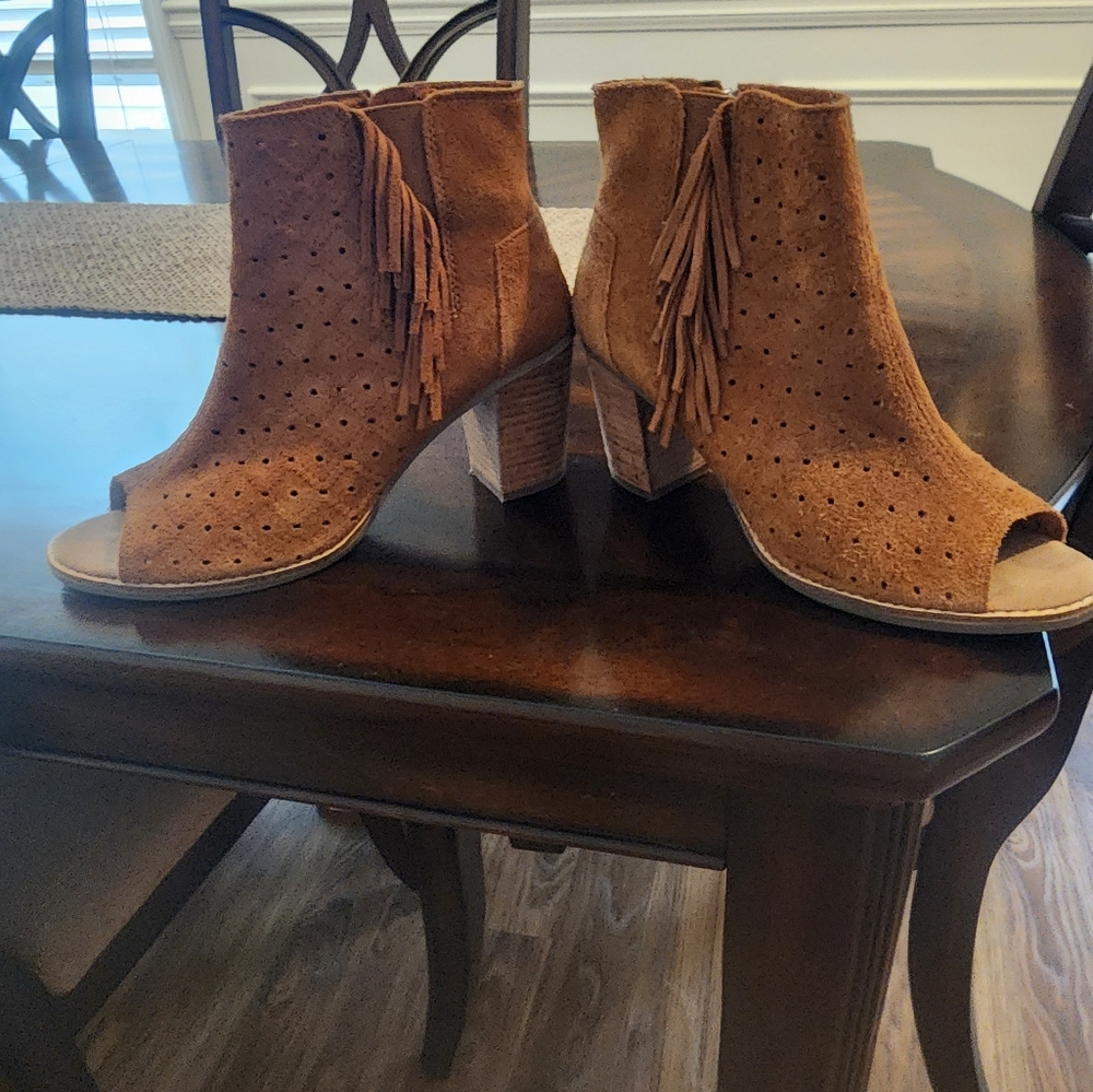 TOMS Ankle Boots